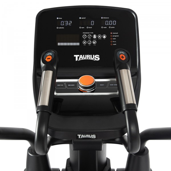 taurus-crosstrainer-x99-02_1600_600